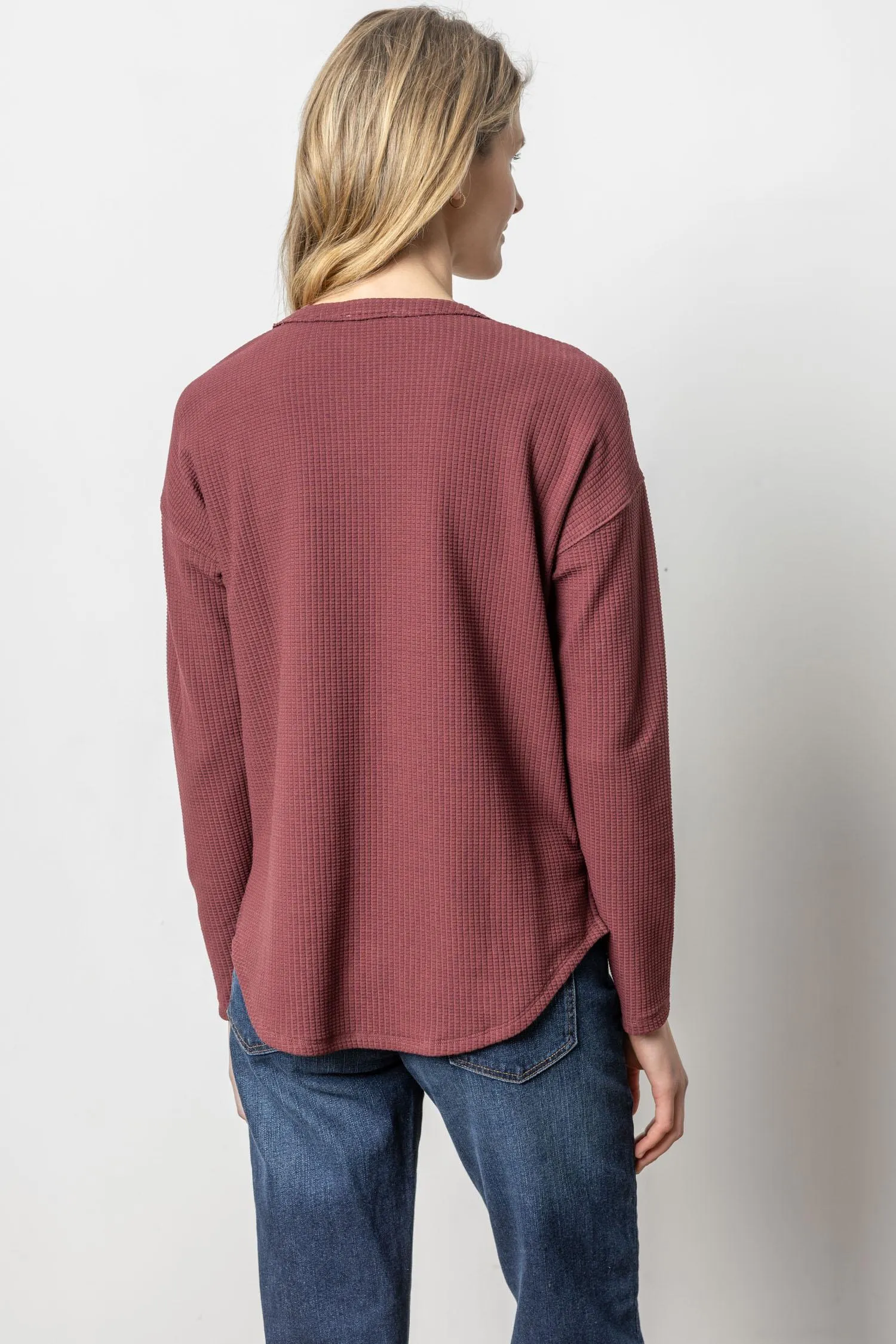 Rounded Hem Split Neck